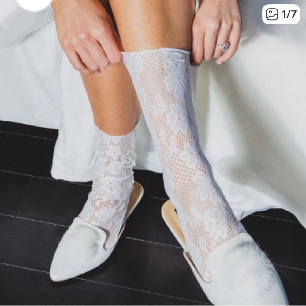 3 Pairs of MeMoi Lace Slouch Socks - Black & White